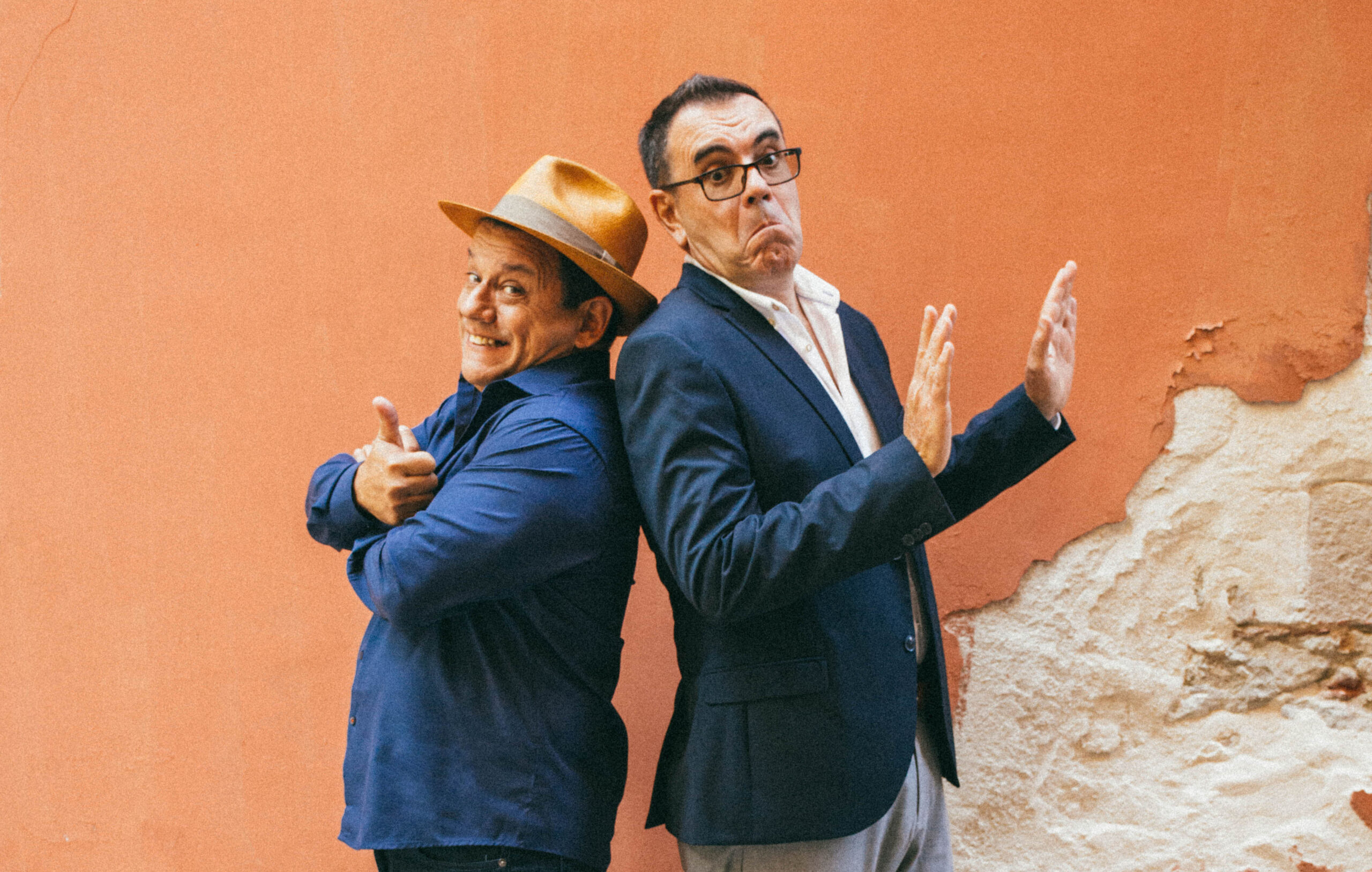 Humor Latino Laureano y Emilio